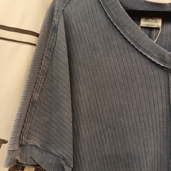 New in Acid Washed blue Ribbed V-Neck Midi Dress - Picture 3 of 4